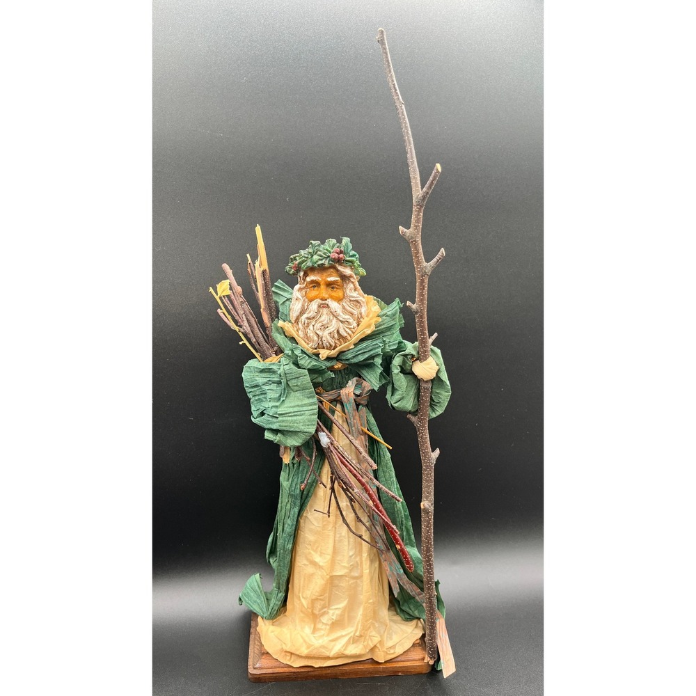 Vtg Handmade Old World Santa Staff Resin Face Corn Husk Robe Hands Wood Base 12"